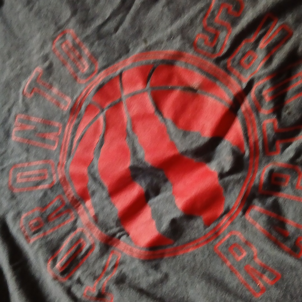 Toronto Raptors Tee - Picture 3 of 6